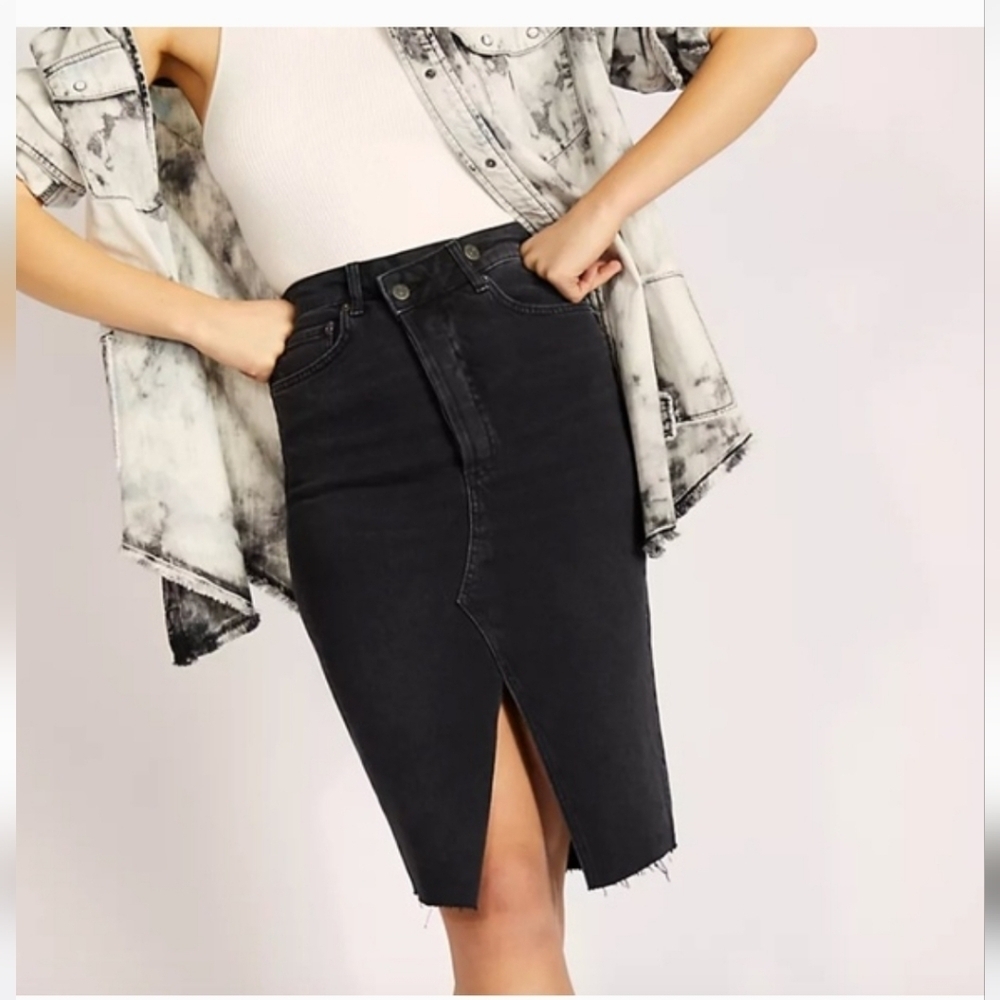 Boyish Faded Black Denim Midi Skirt With Frayed Hem Size 30, New W/O Tags!